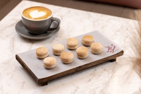 Cinnamon Macron