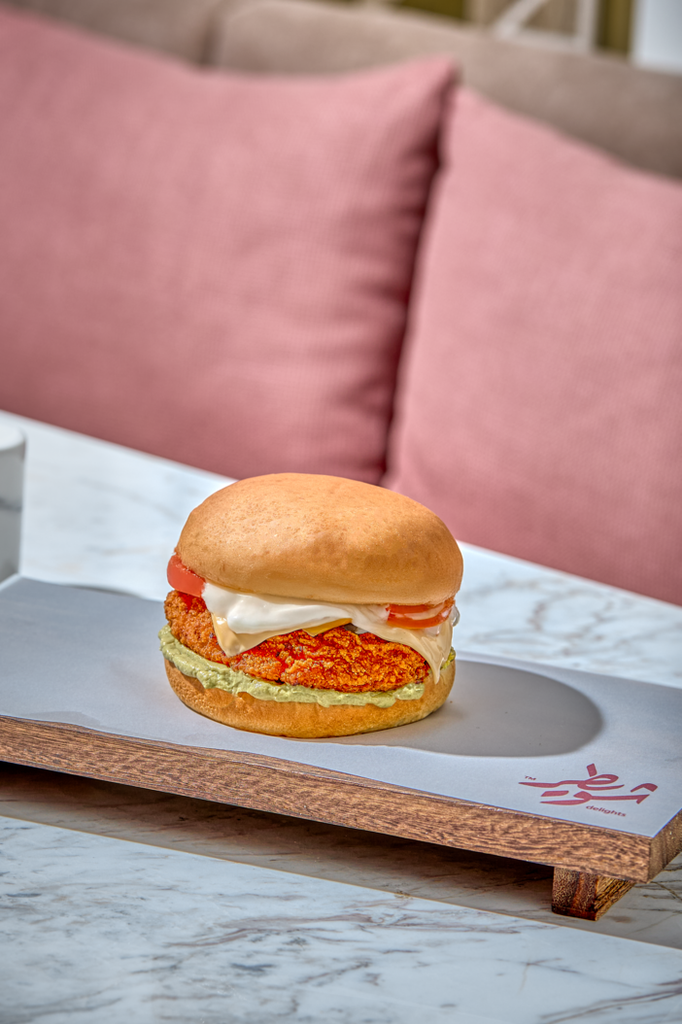 Chicken Avocado Bun